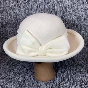 VTG Deborah‎ Fashions Cloche Hat Women One Sz Cream Wool Bow Accent Vintage USA